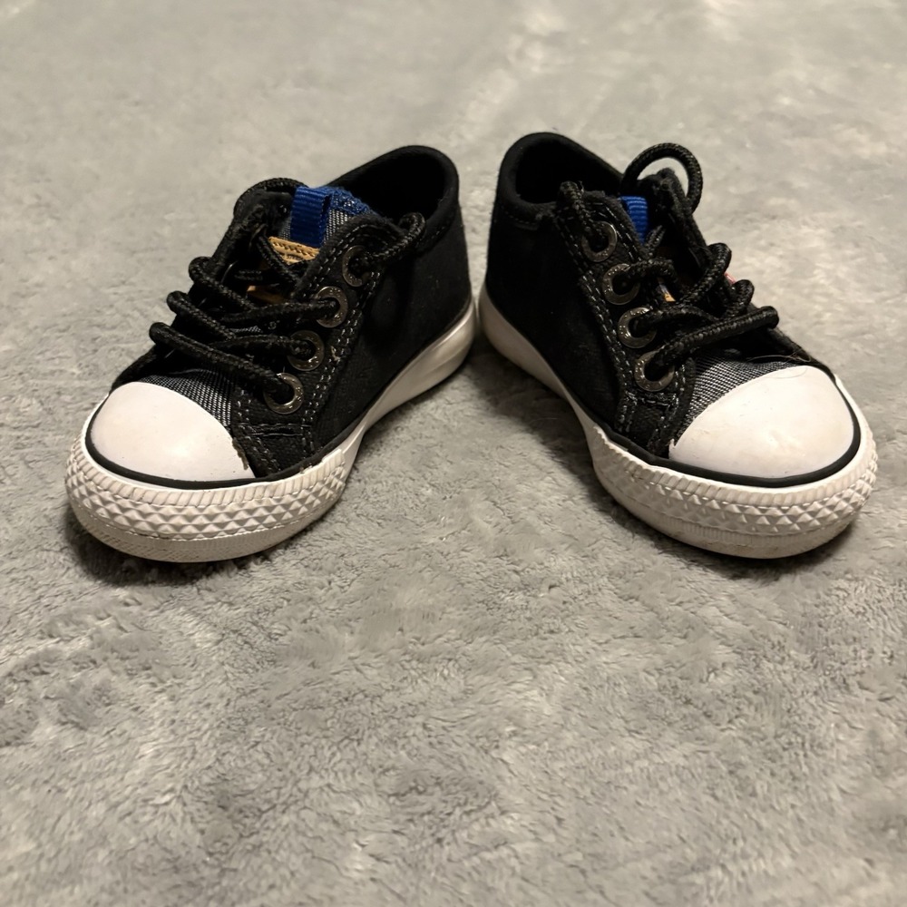 Levi's Toddler Sneakers Blue & Black Size 4 US Boys Shoes